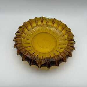 Vintage Mid Century Amber Yellow Sunburst Ribbed Ashtray  Heavy Large Glass 7”
